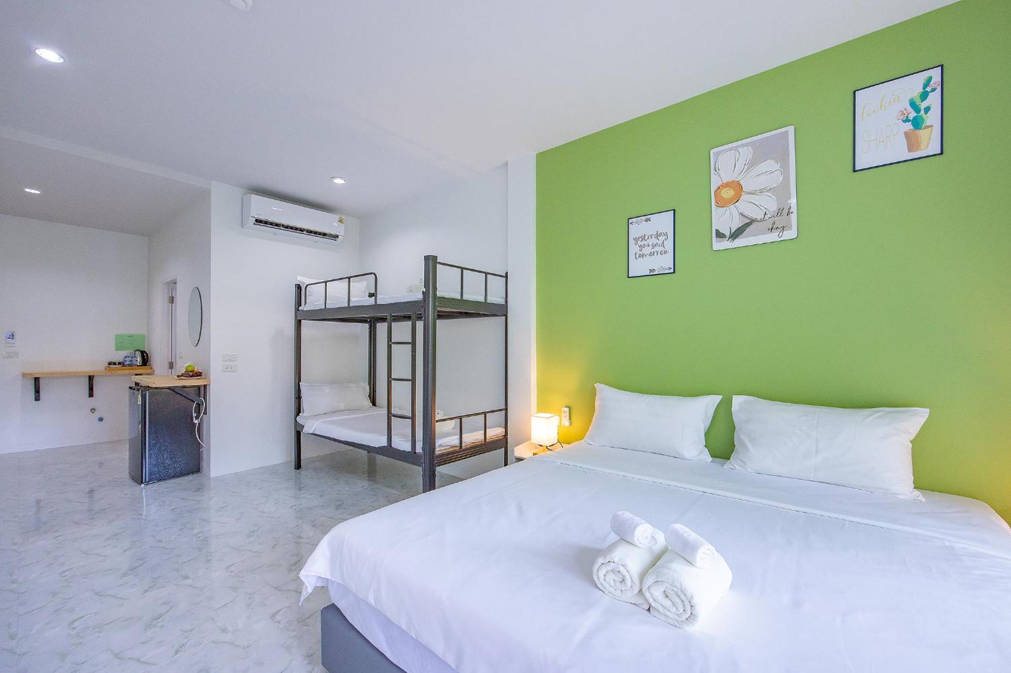 Karon Hotel At 22 Exterior photo